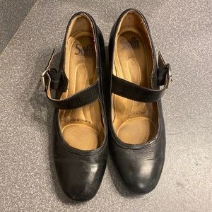 Women’s sofft brand Mary janes. Size 7M